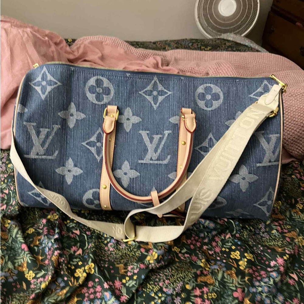 NOT AUTHENTIC NWT Louis Vuitton Denim Monogram Travel Bag